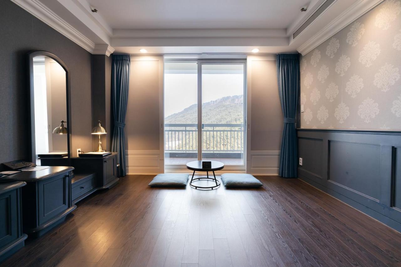 Kensington Hotel Pyeongchang Exterior foto